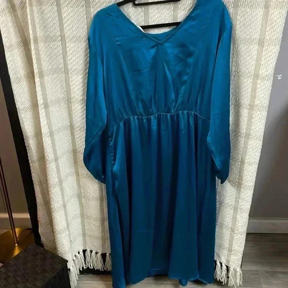 GRACE KARIN Long Sleeve Satin With Slit Elegant Boat Neck High Waist Midi Dress - Picture 4 of 8